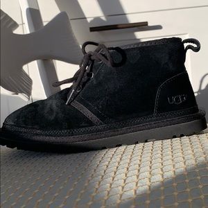 UGGs black suede men size 7, or unisex junior kids